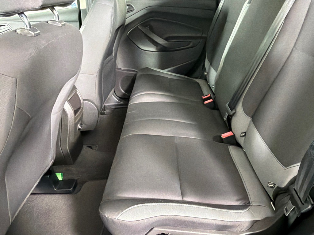 2015 Ford Escape Image 18