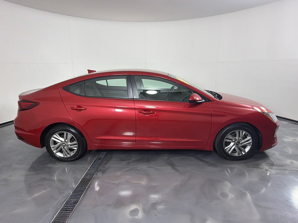2019 Hyundai Elantra Image 4