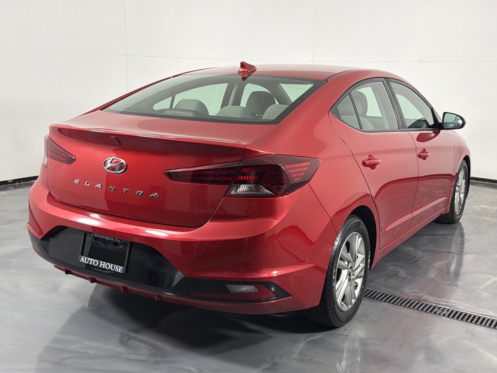 2019 Hyundai Elantra Image 5