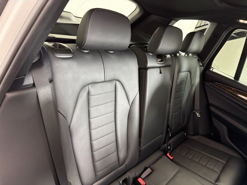 2019 BMW X3 Image 23