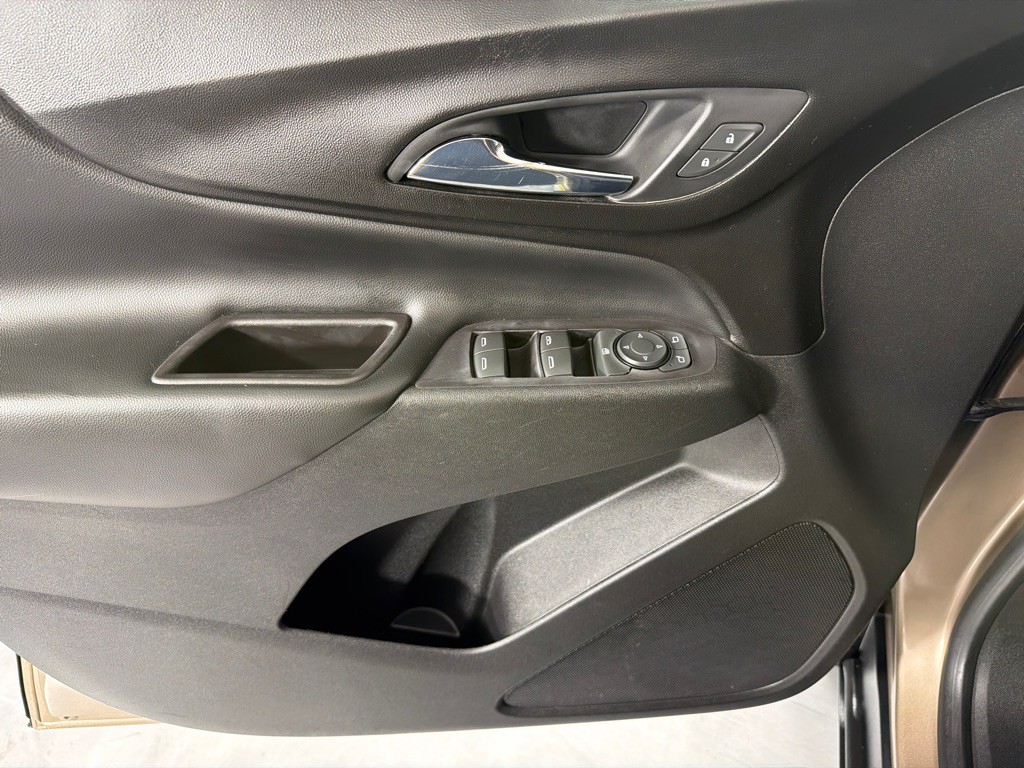 2018 Chevrolet Equinox Image 11
