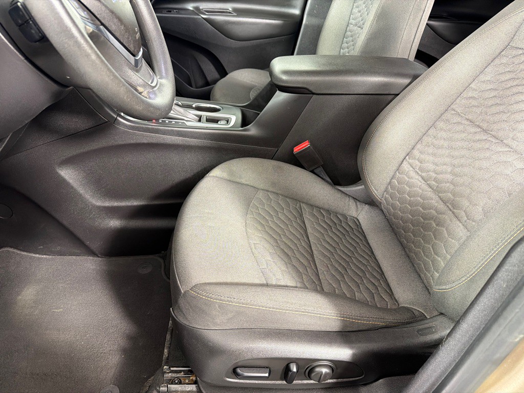 2018 Chevrolet Equinox Image 12