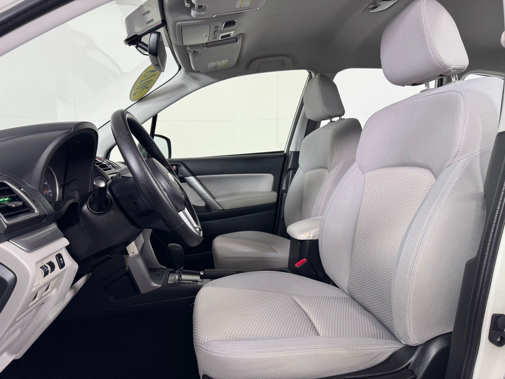 2018 Subaru Forester Image 11