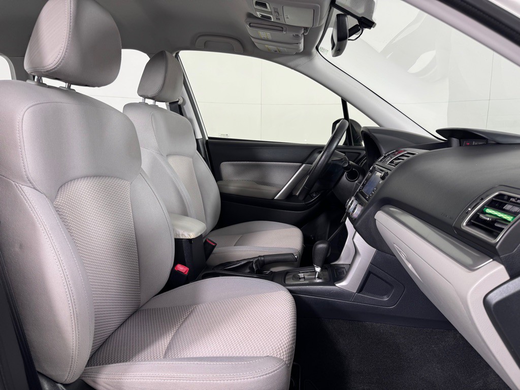 2018 Subaru Forester Image 23
