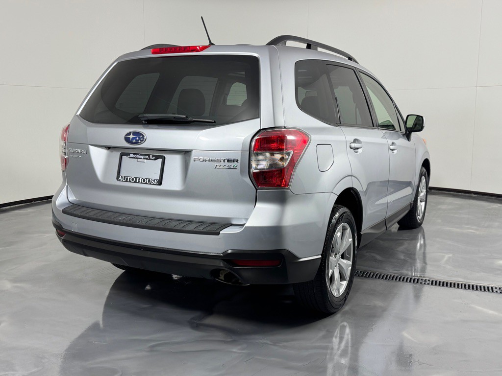 2014 Subaru Forester Image 5