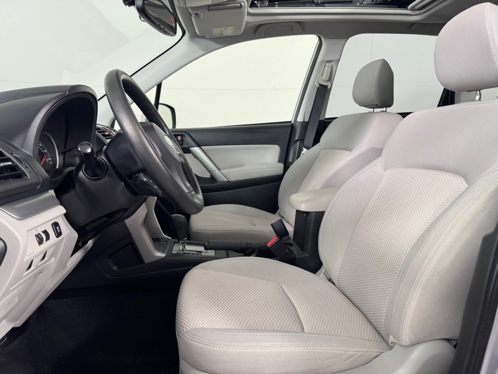 2014 Subaru Forester Image 11