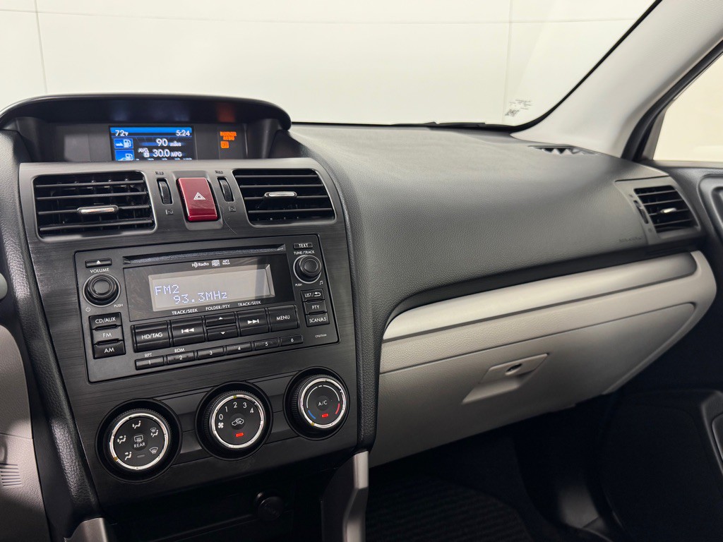 2014 Subaru Forester Image 15