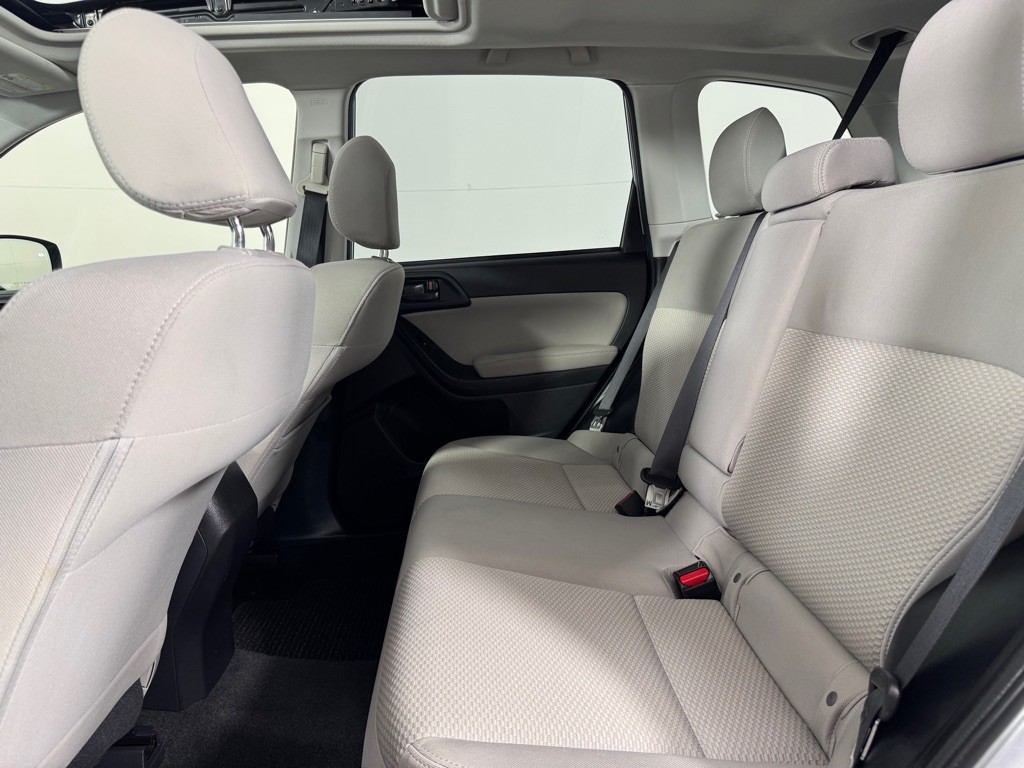 2014 Subaru Forester Image 19