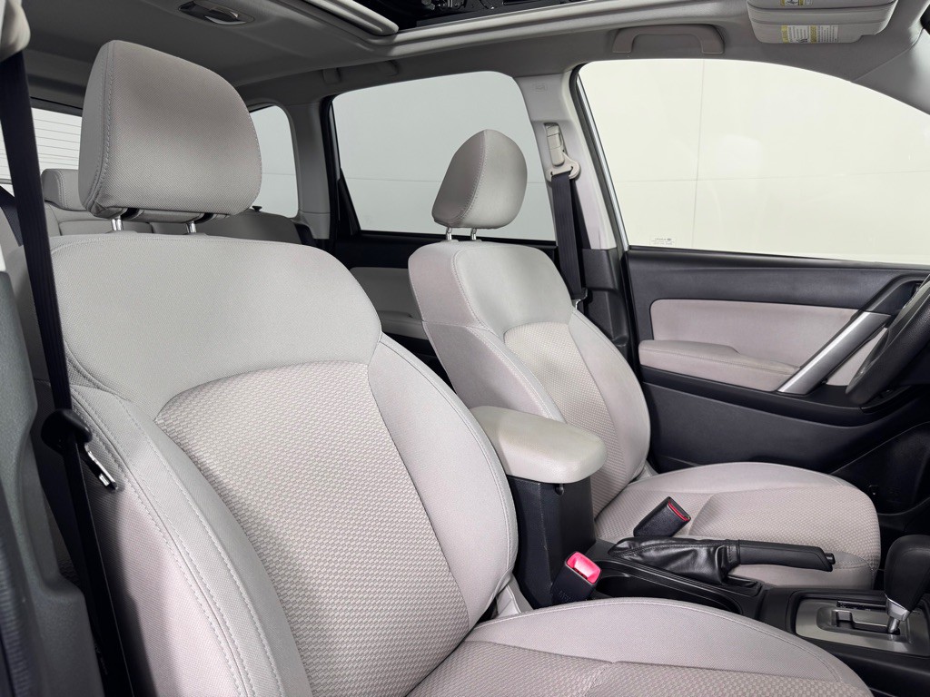2014 Subaru Forester Image 26