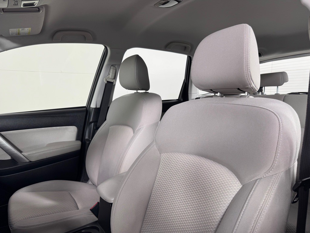 2016 Subaru Forester Image 13