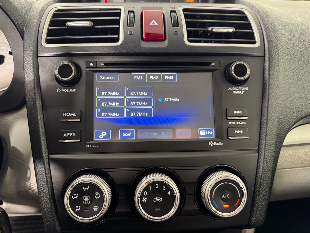 2016 Subaru Forester Image 17