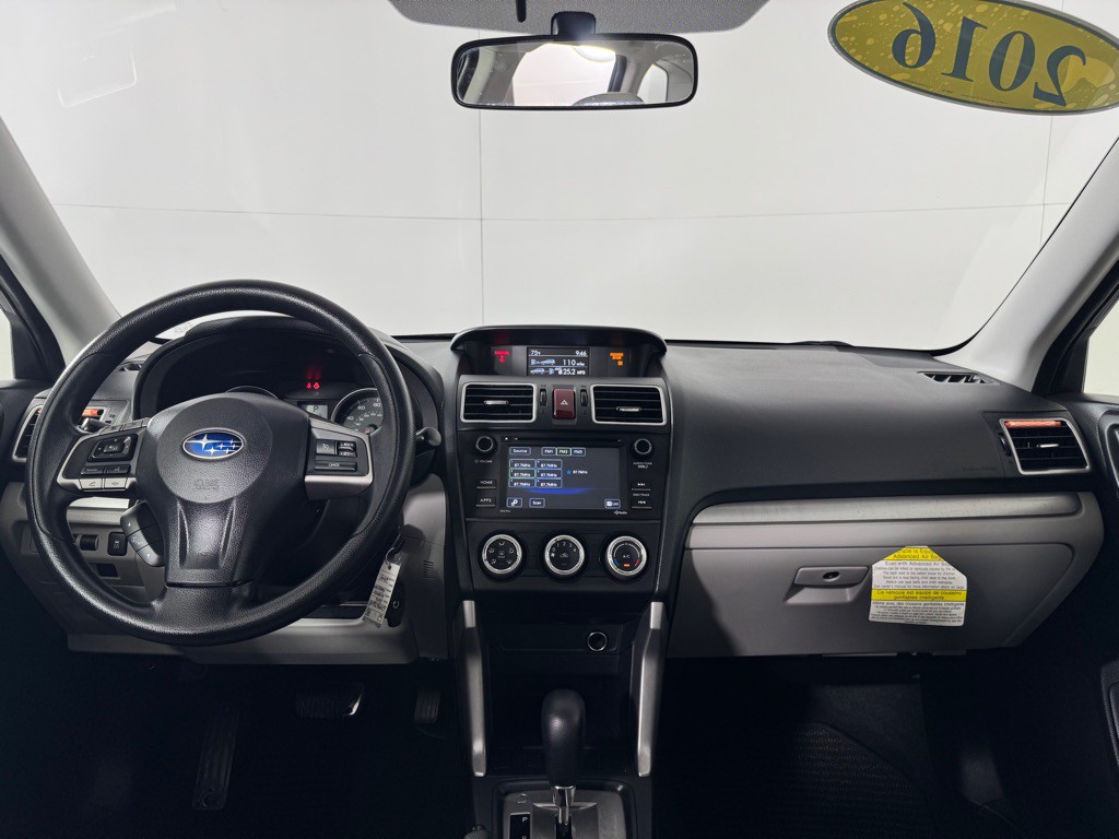 2016 Subaru Forester Image 21