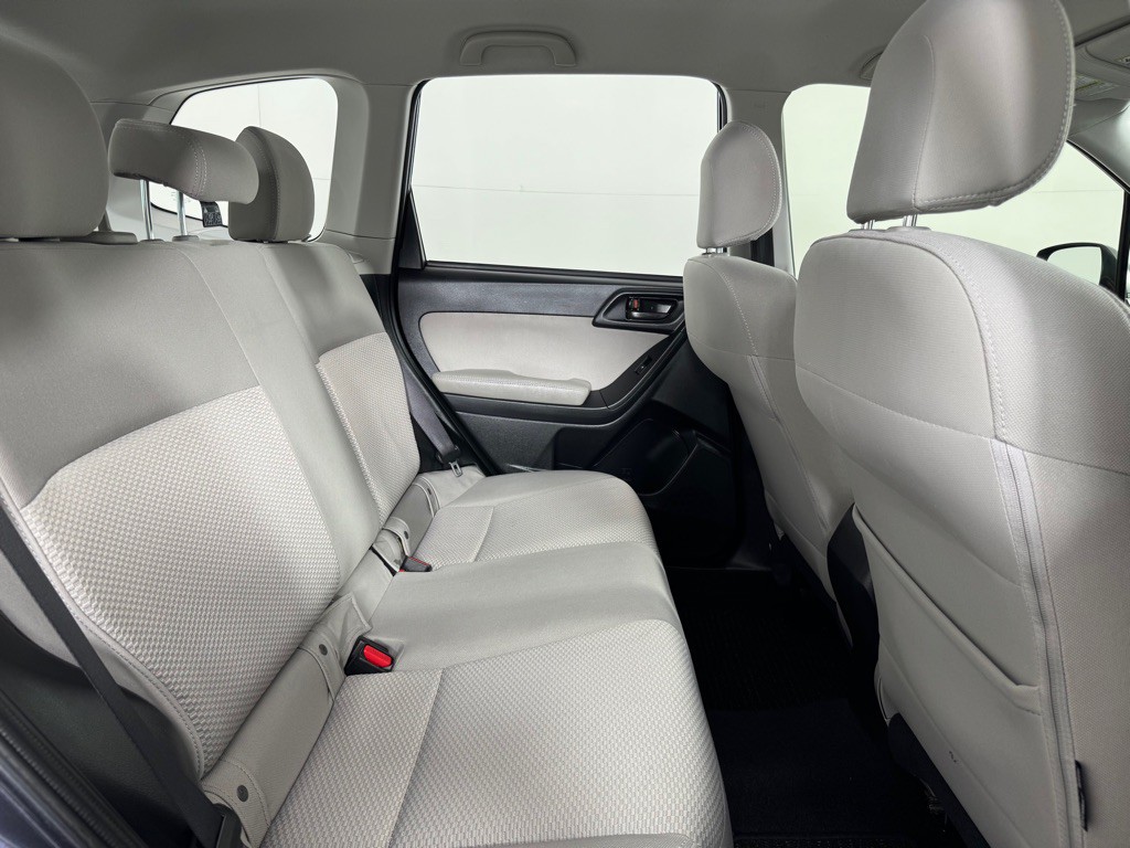 2016 Subaru Forester Image 23
