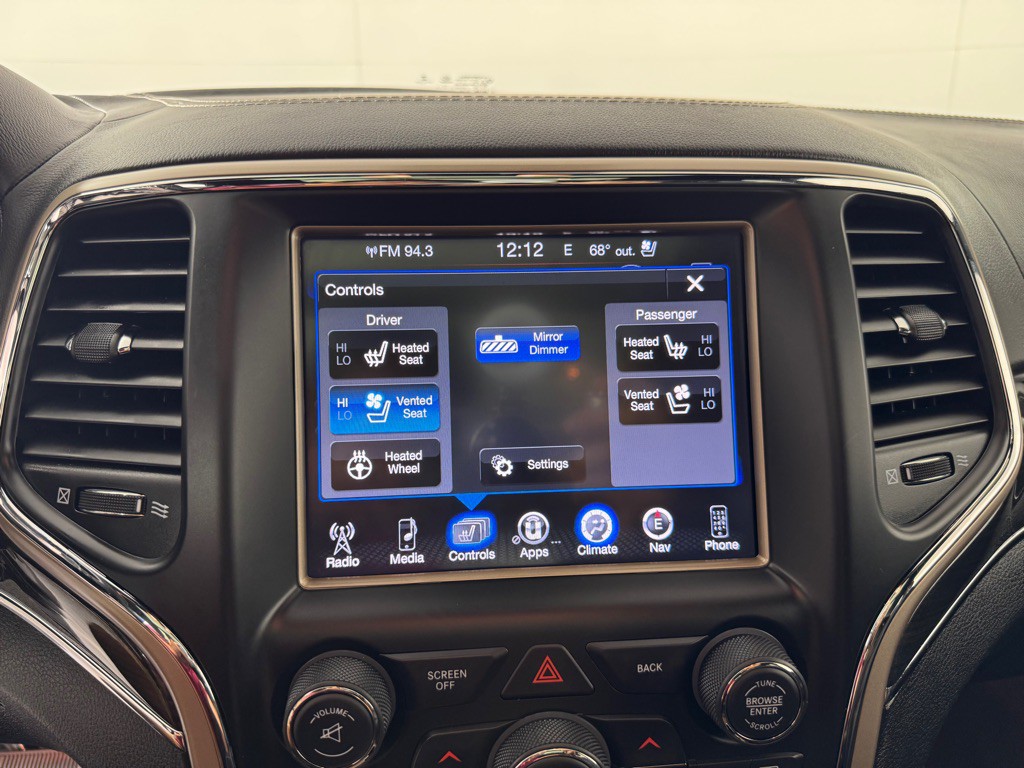 2014 Jeep Grand Cherokee Image 16