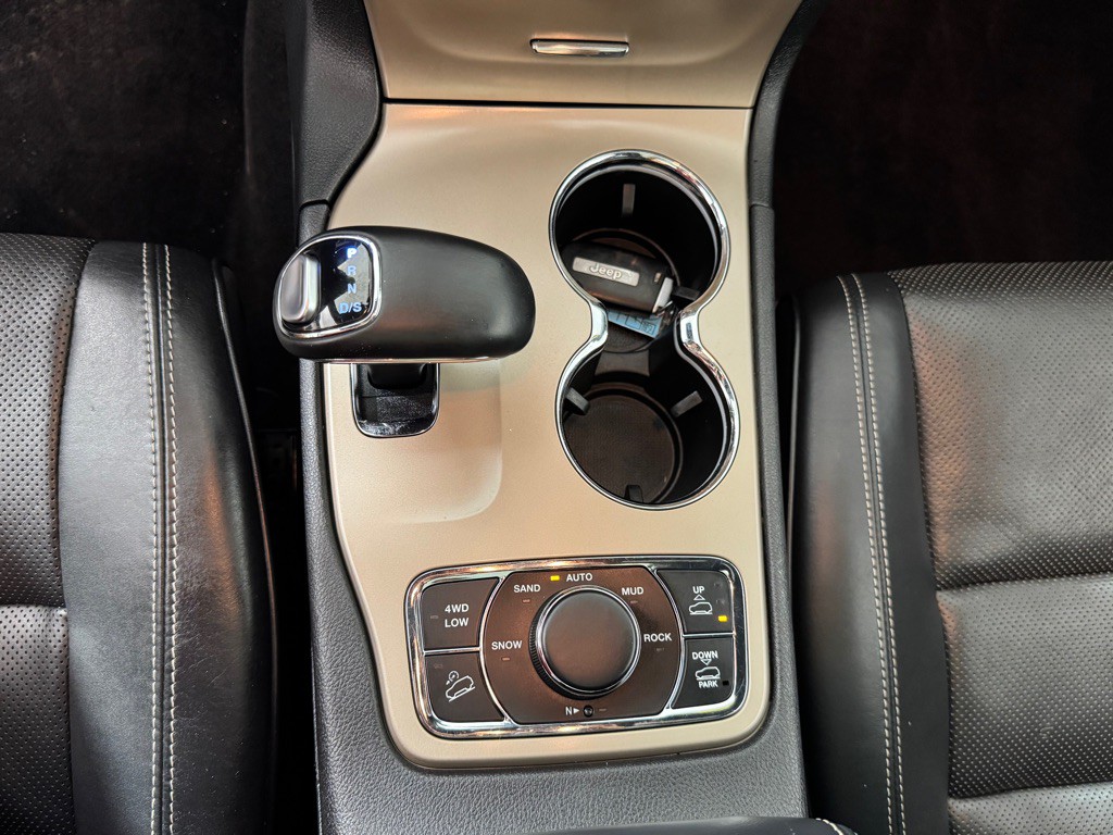 2014 Jeep Grand Cherokee Image 18