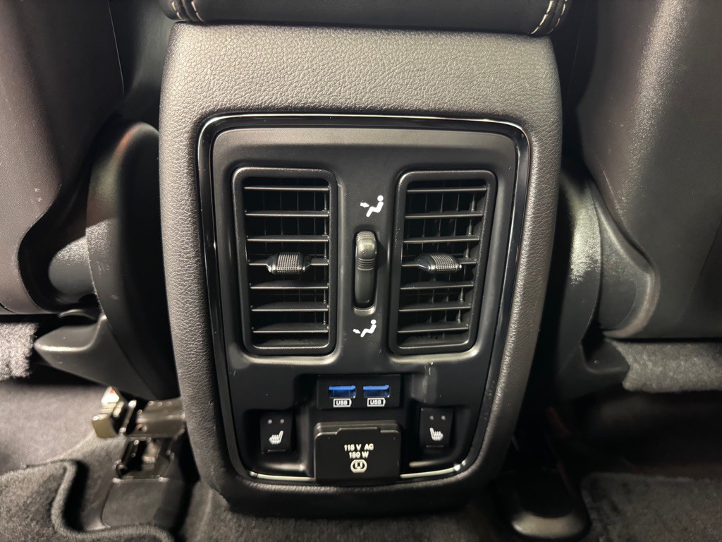 2014 Jeep Grand Cherokee Image 23