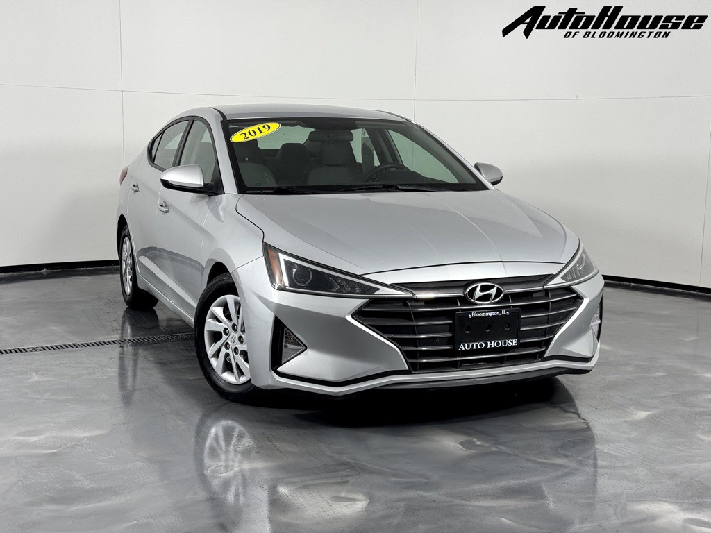 2019 Hyundai Elantra Image 1
