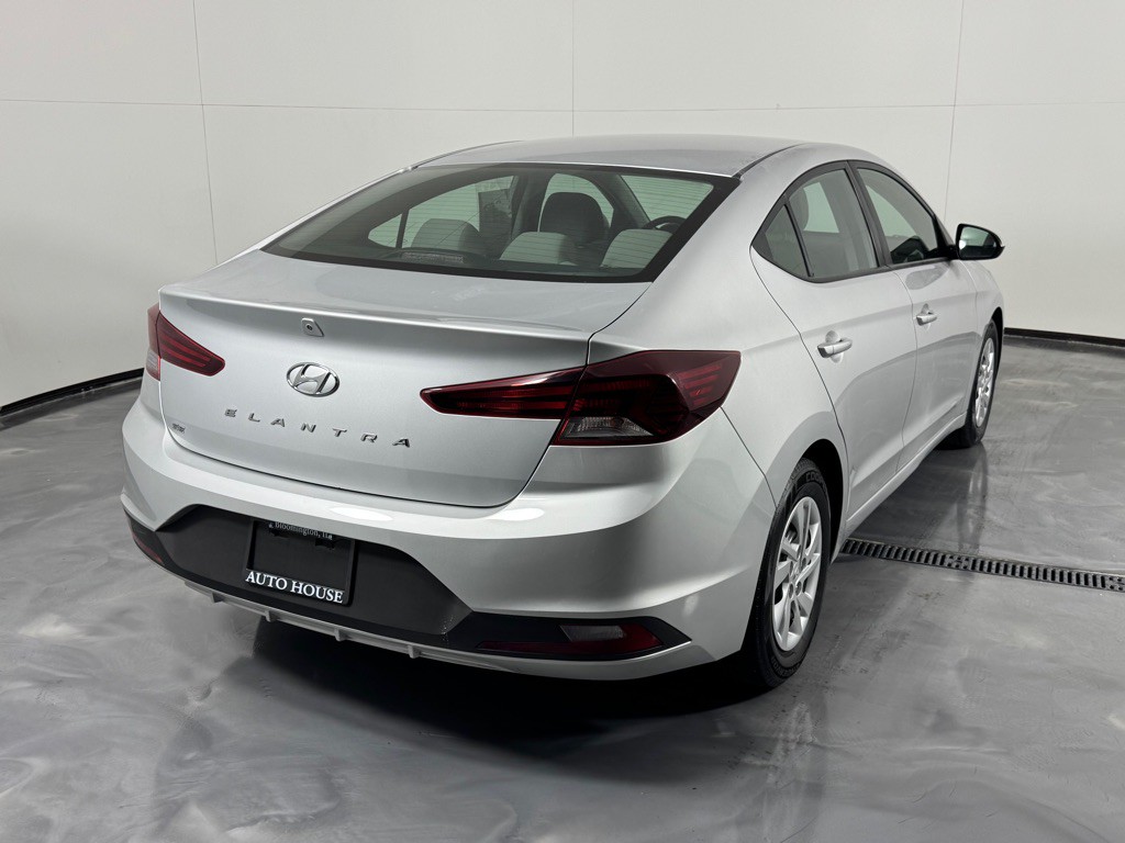 2019 Hyundai Elantra Image 5