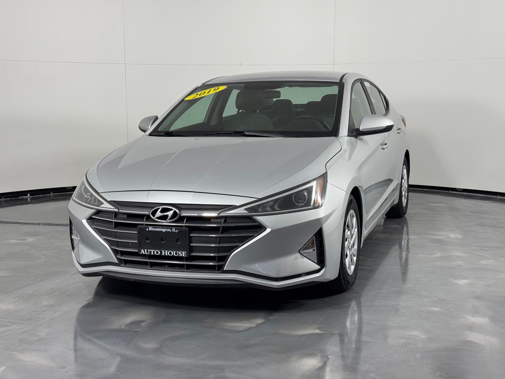 2019 Hyundai Elantra Image 10