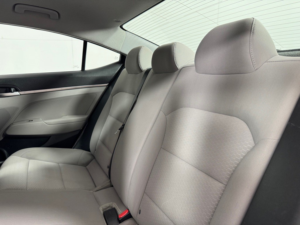 2019 Hyundai Elantra Image 20