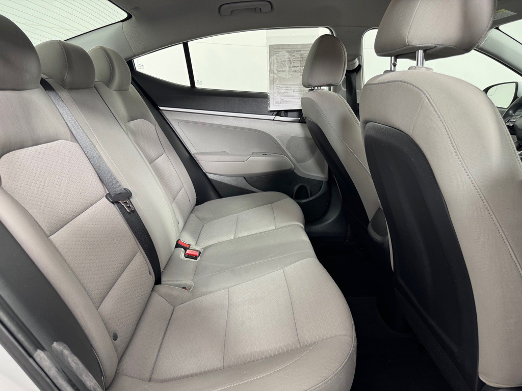 2019 Hyundai Elantra Image 22
