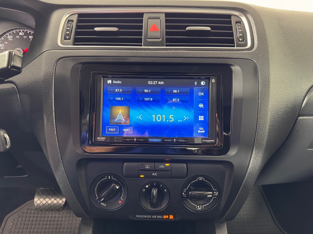 2013 Volkswagen Jetta Image 13