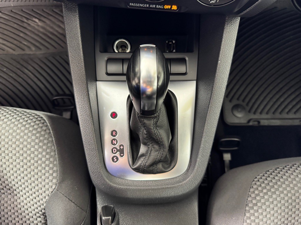2013 Volkswagen Jetta Image 16