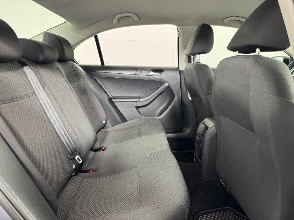 2013 Volkswagen Jetta Image 20