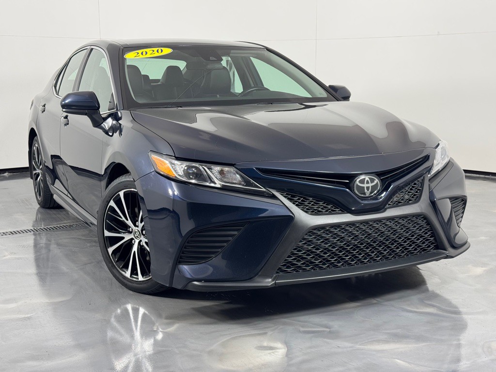 2020 Toyota Camry Image 2