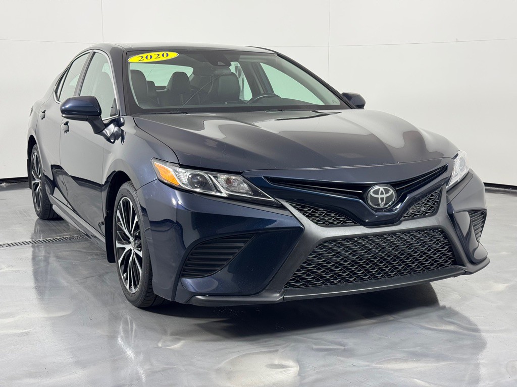 2020 Toyota Camry Image 3