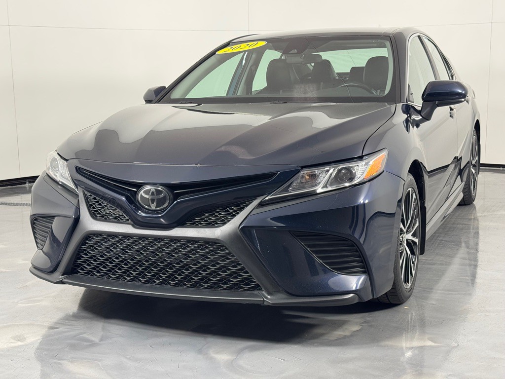 2020 Toyota Camry Image 10