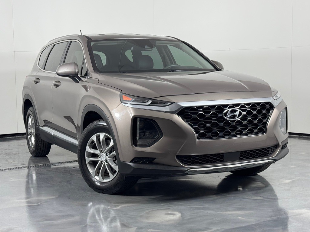 2019 Hyundai Santa Fe Image 2