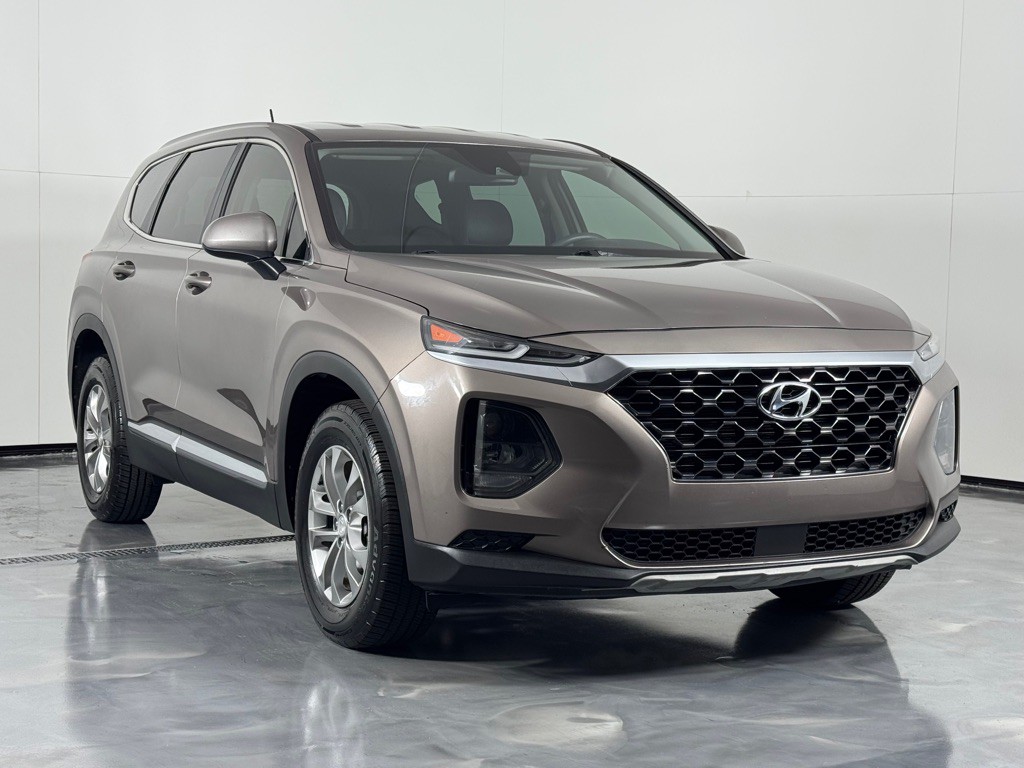 2019 Hyundai Santa Fe Image 3