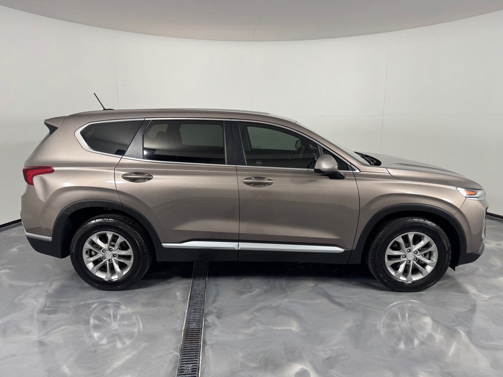 2019 Hyundai Santa Fe Image 4