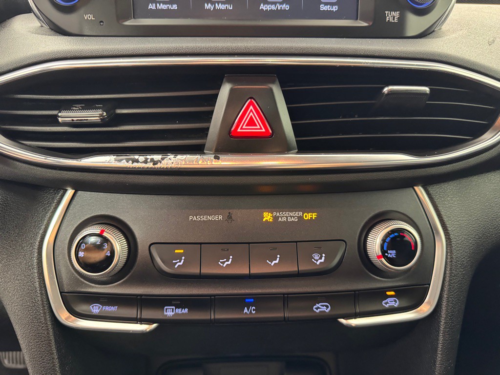 2019 Hyundai Santa Fe Image 16