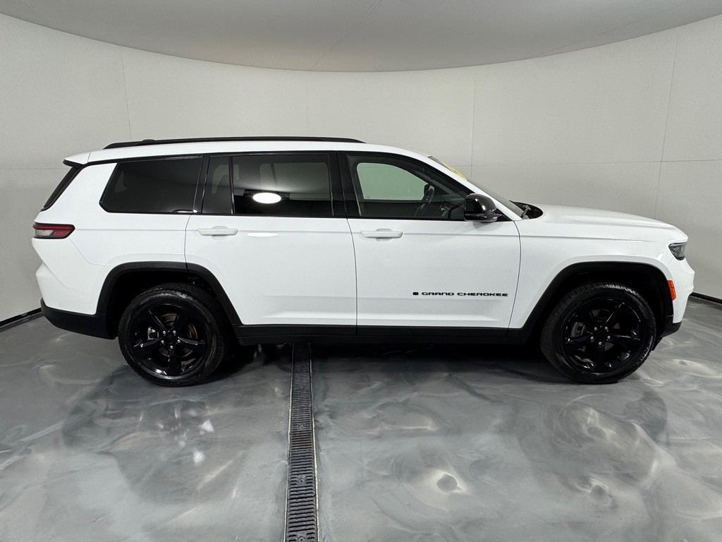 2024 Jeep Grand Cherokee Image 4