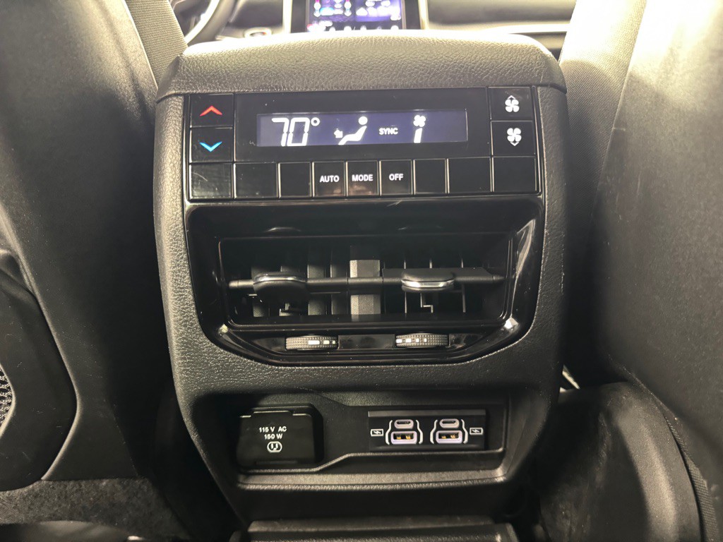 2024 Jeep Grand Cherokee Image 25