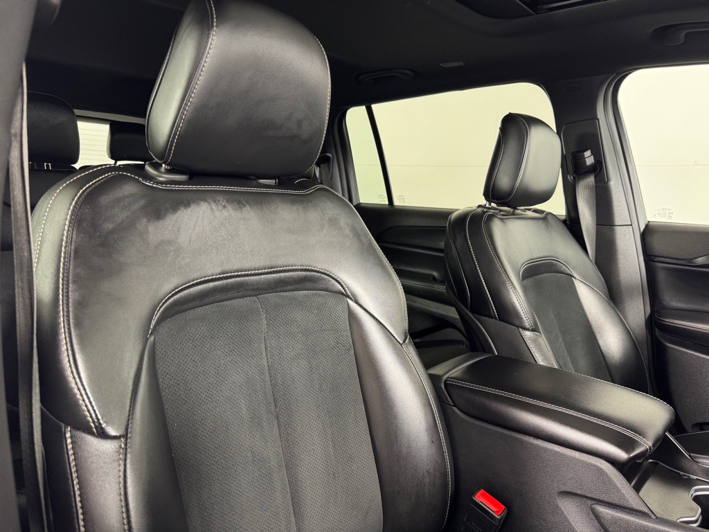 2024 Jeep Grand Cherokee Image 32
