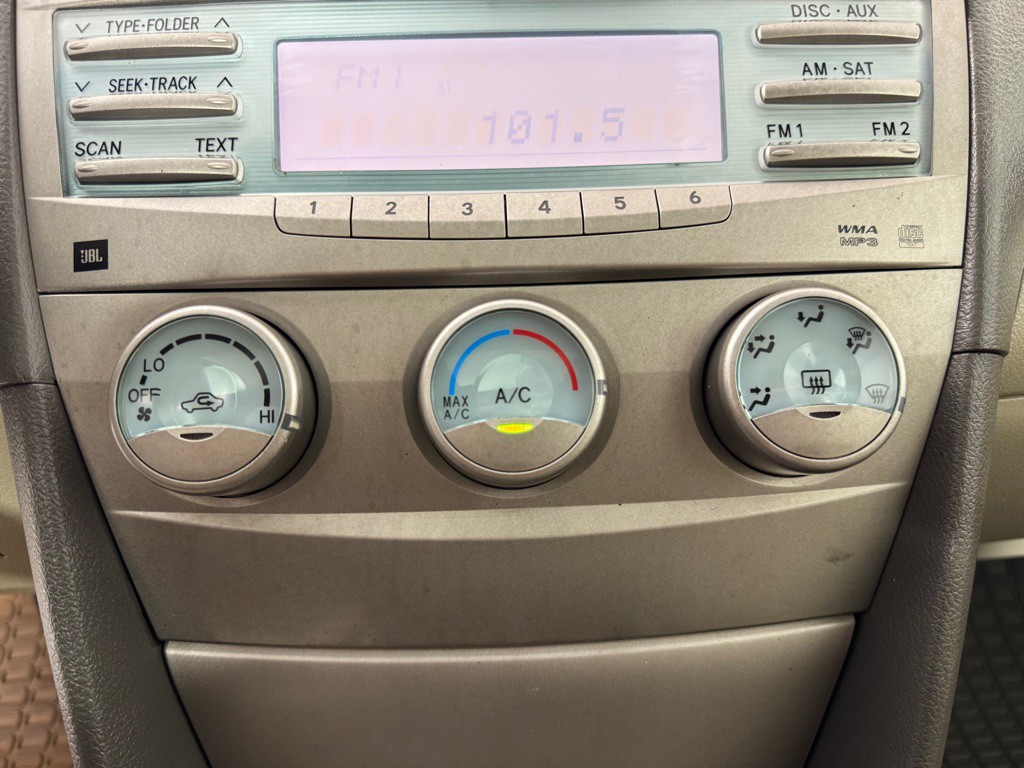 2007 Toyota Camry Image 16