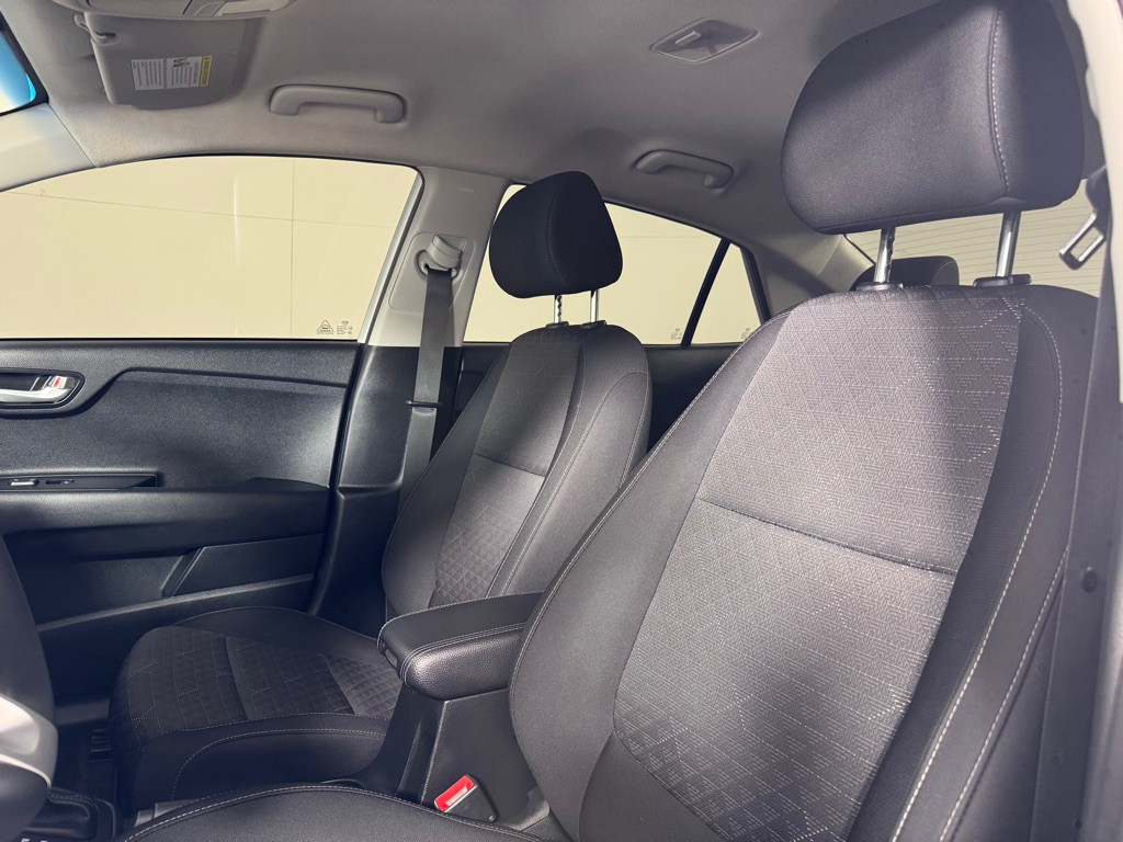 2019 Kia Rio Image 13