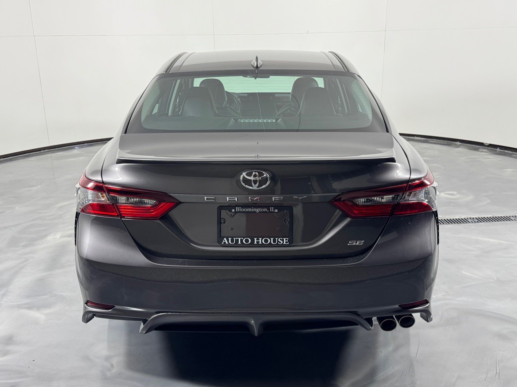 2022 Toyota Camry Image 6