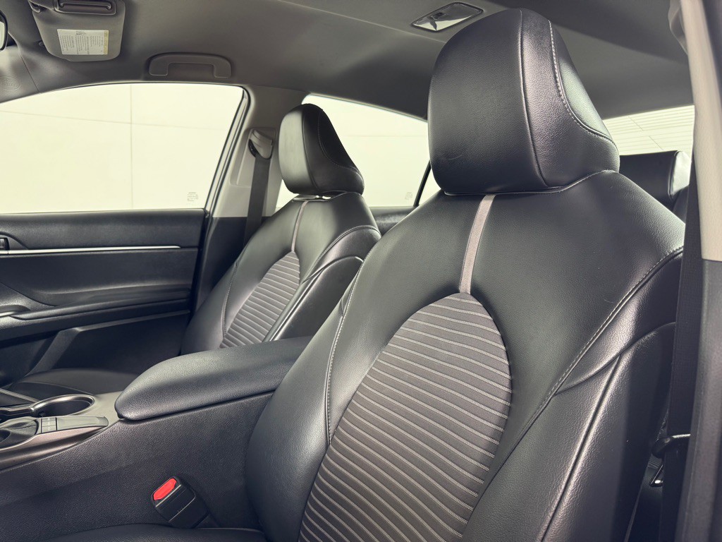 2022 Toyota Camry Image 12