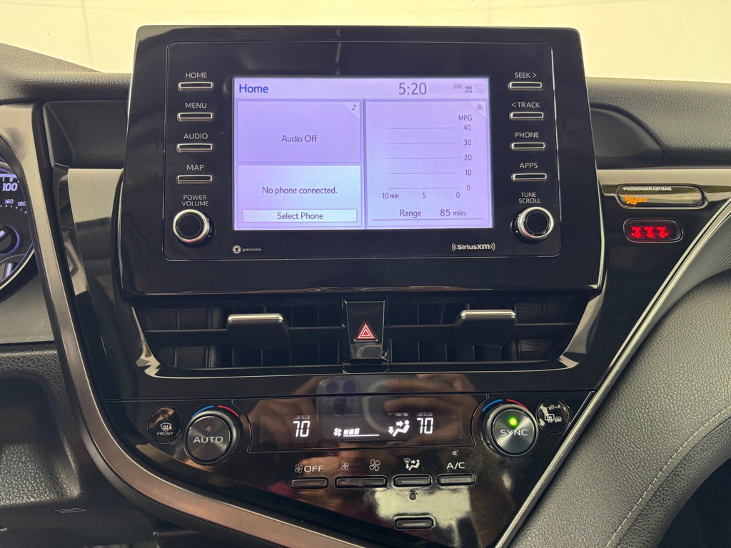 2022 Toyota Camry Image 14