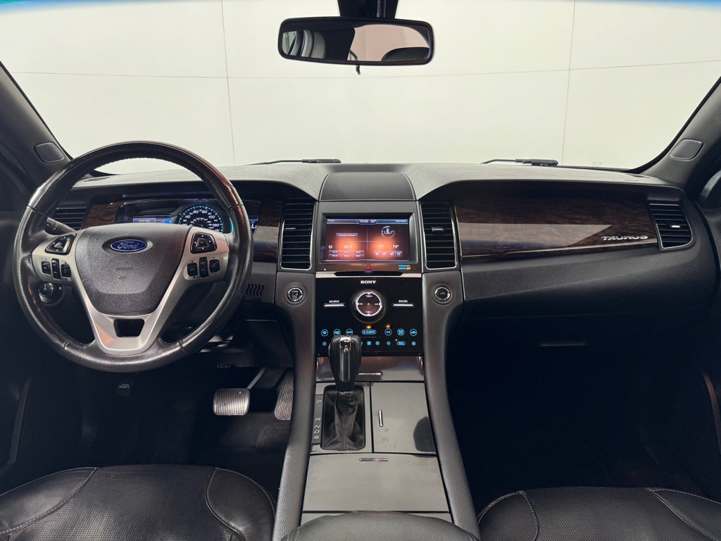 2013 Ford Taurus Image 17