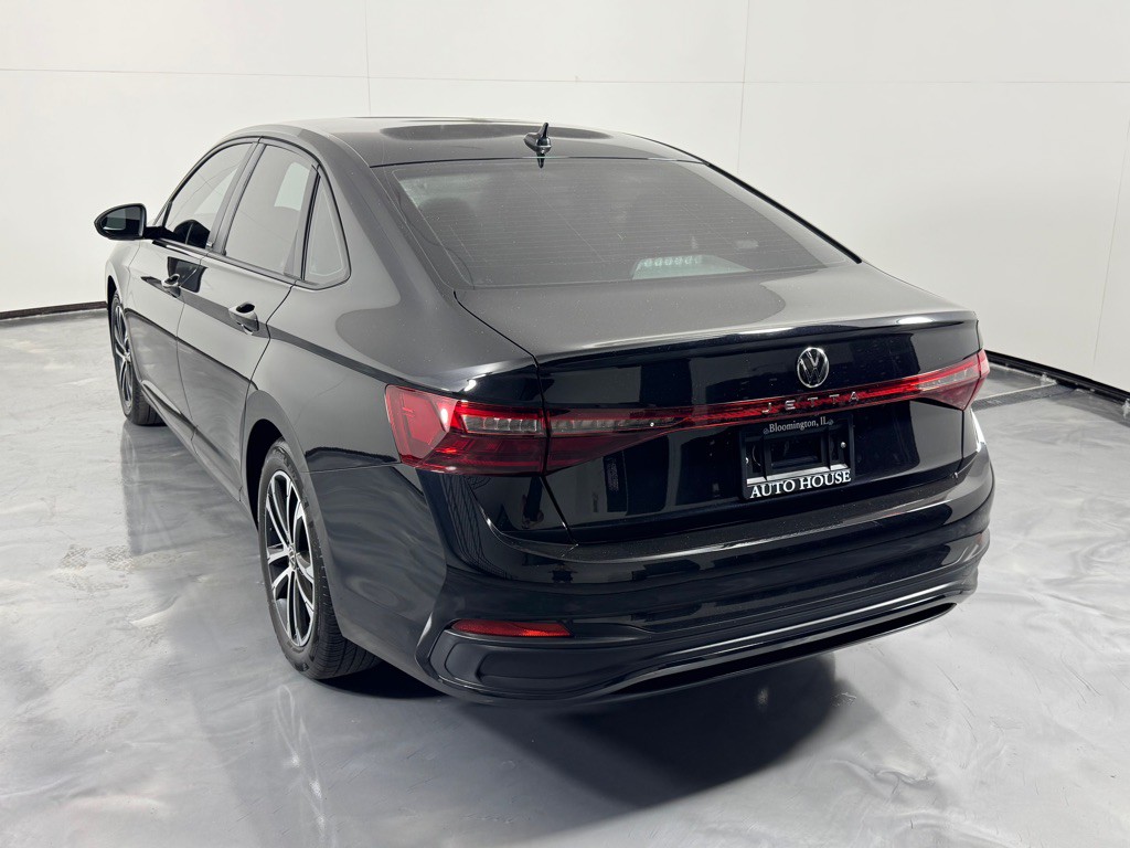 2026 Volkswagen Jetta Image 7