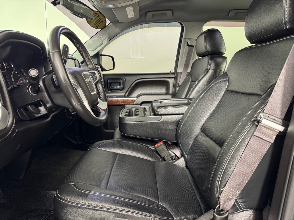 2015 GMC Sierra Image 13