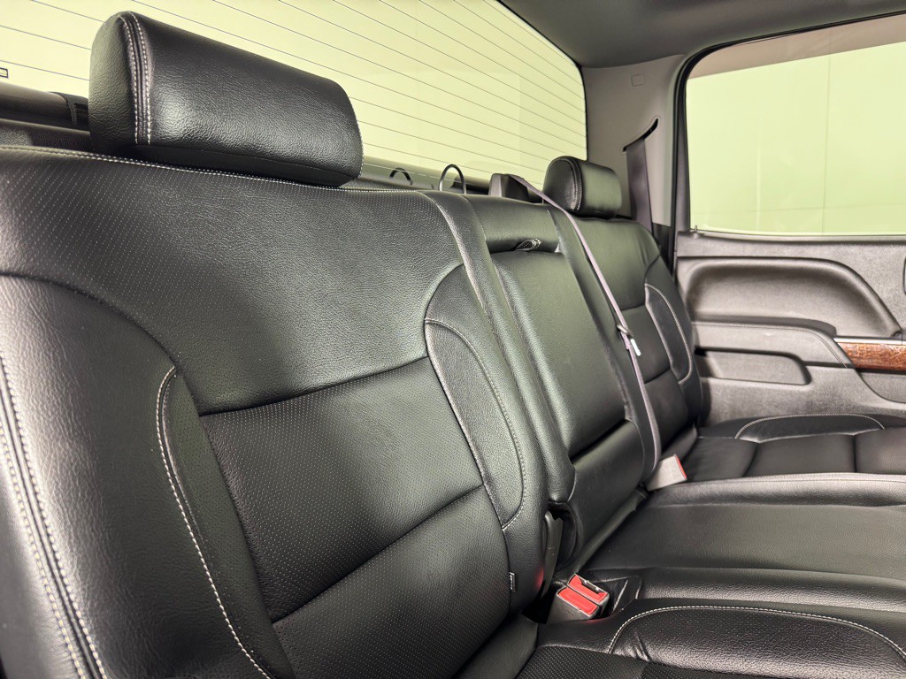 2015 GMC Sierra Image 24