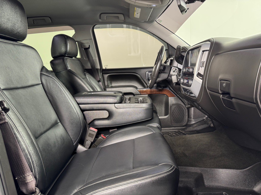 2015 GMC Sierra Image 25