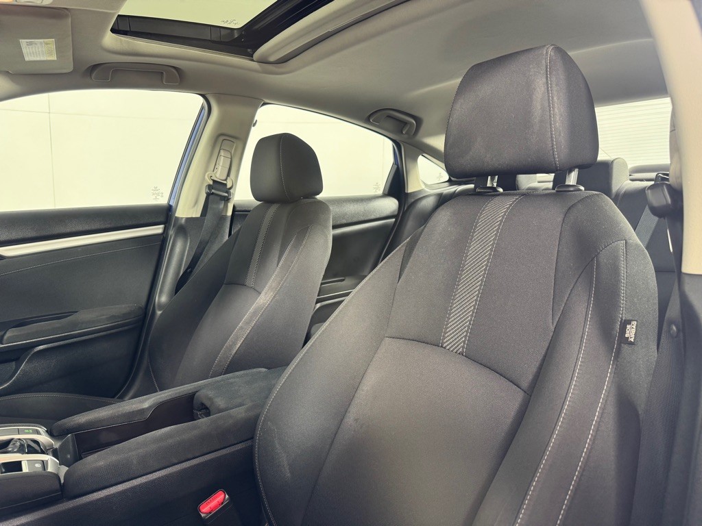 2018 Honda Civic Image 13