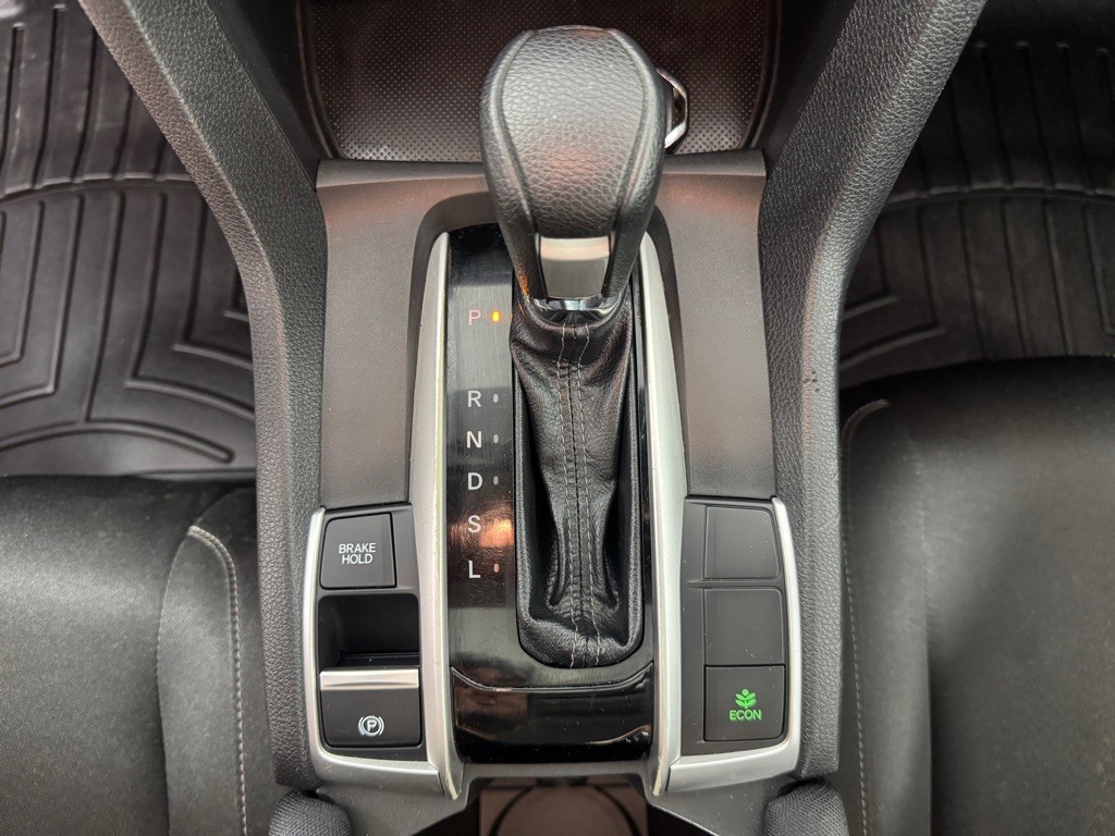 2018 Honda Civic Image 18